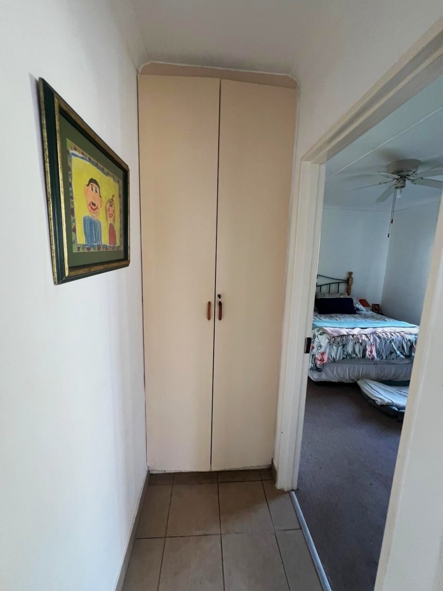 4 Bedroom Property for Sale in Britannia Bay Western Cape